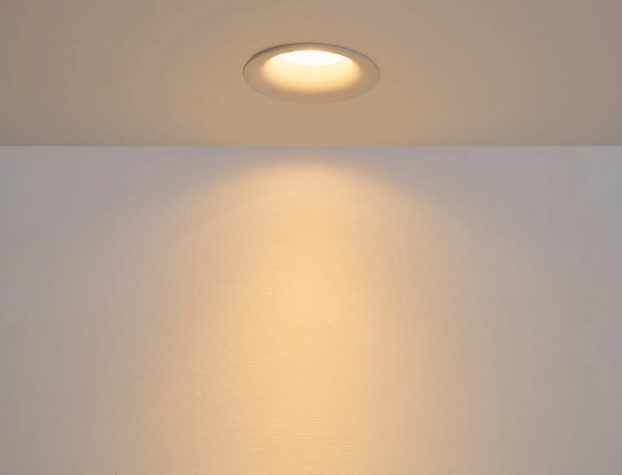 Benz 9 Recessed Ceiling Luminaires Dlux Round Recess Ceiling Benz 9 Recessed Ceiling Luminaires Dlux Round Recess Ceiling